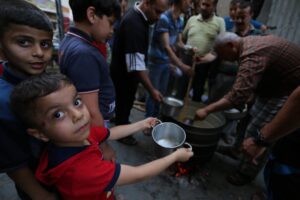 Gaza Grapples with Food Shortage Amid Israeli-Hamas Conflict
