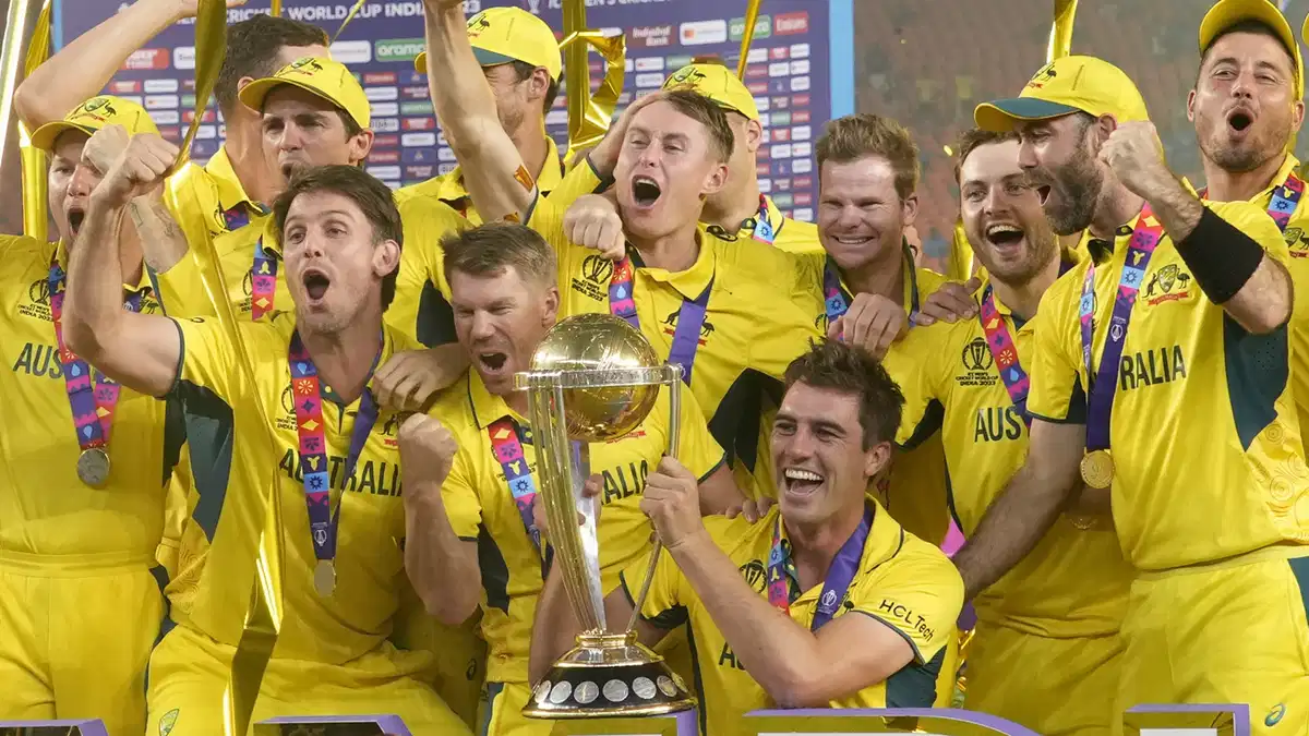 Mitchell Marsh Gets Trolled for Keeping Feet on WC Trophy