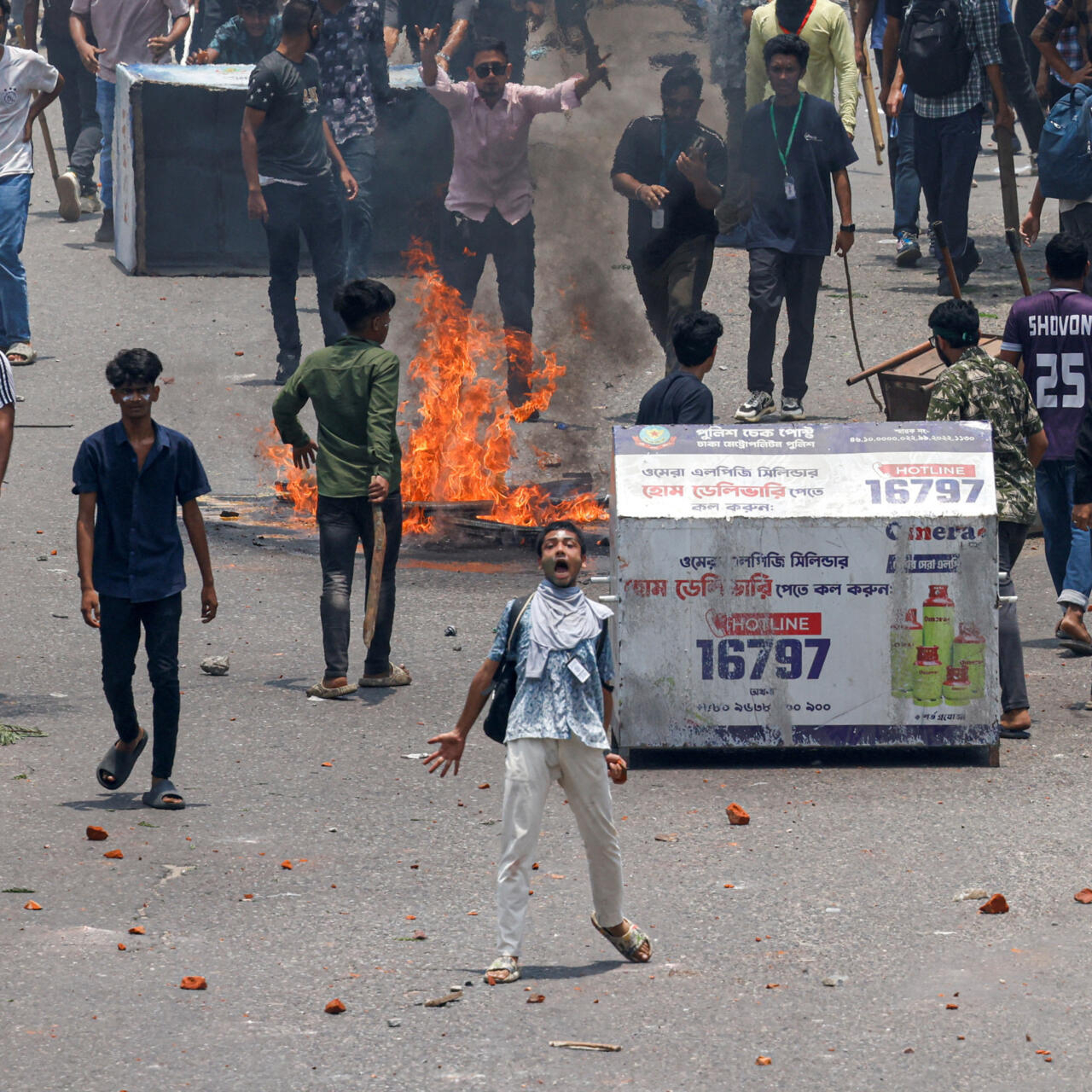 Bangladesh Crisis: 115 Killed in Anti-Quota Protests and Clashes