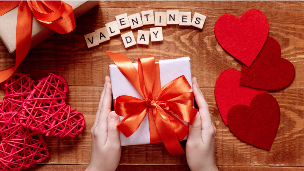 26+ Unique Valentine's Day Gift Ideas for Her