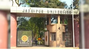 Political Tensions Rise at Jadavpur University After "Azad Kashmir" Graffiti